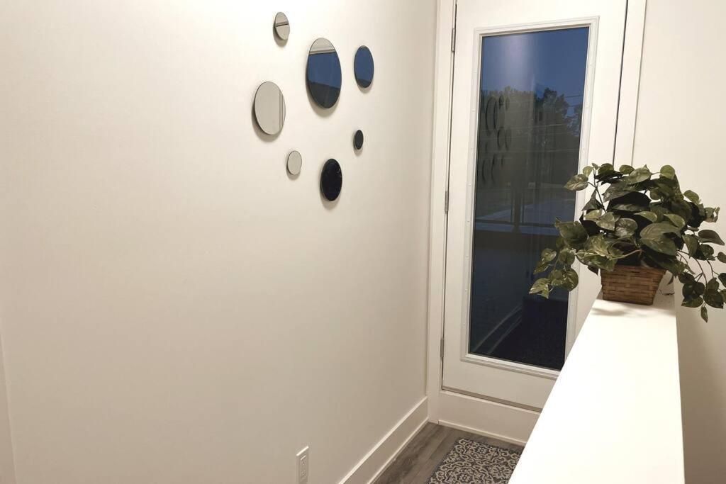 Exquisite, Bright & Modern Condo. Niagarawatervallen Buitenkant foto